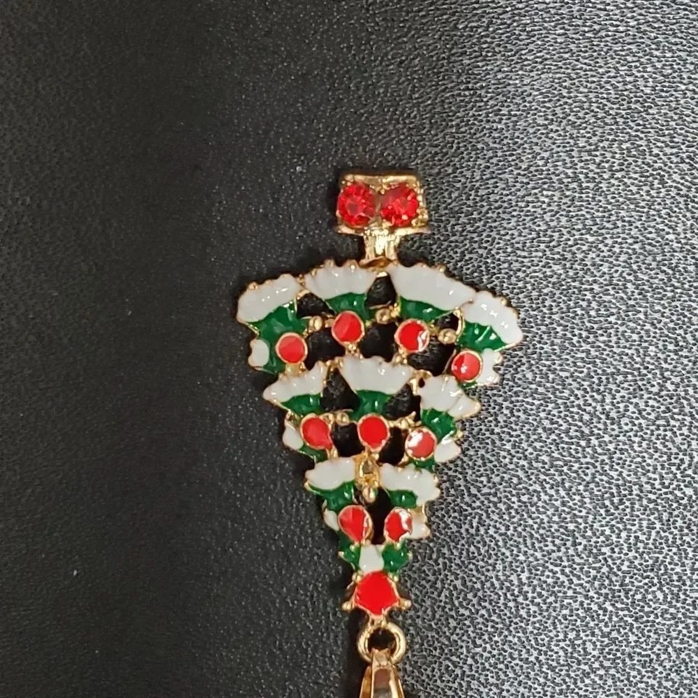 Gold tone holiday Christmas tree necklace 20-21.5